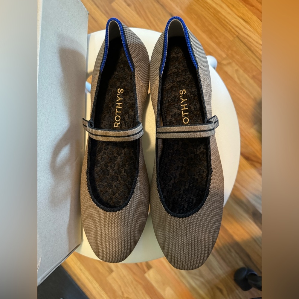 New Rothy’s Square Mary Jane flats Size 9 Portobello